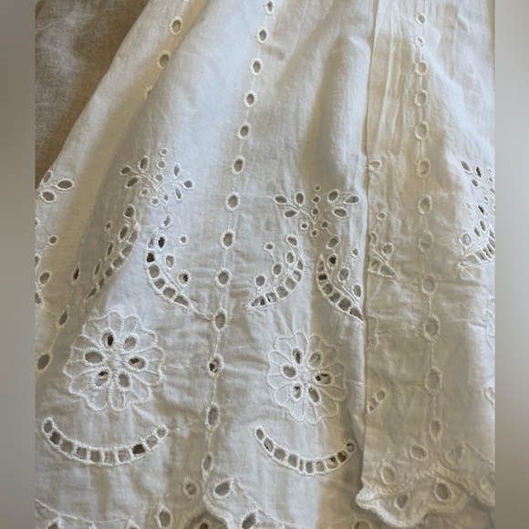 Nocturne White Embroidered Wrap Mini Dress size 1 - Picture 4 of 10